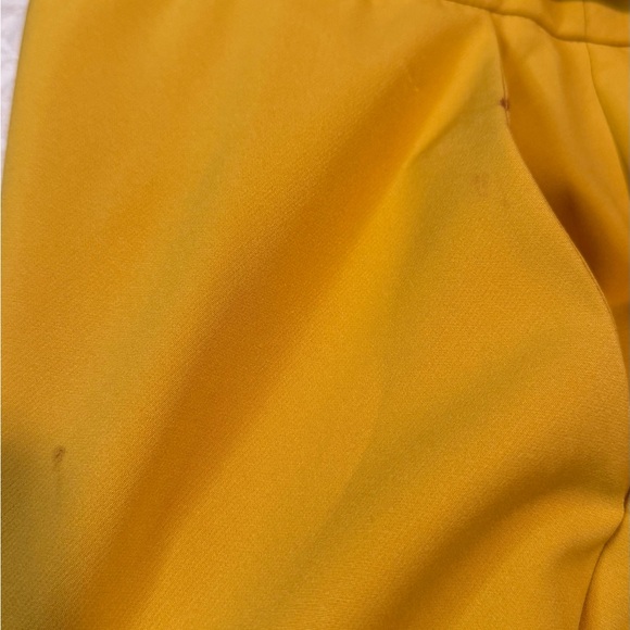 Jumpsuit New York company Yellow Small sizes I never wear - Picture 7 of 7